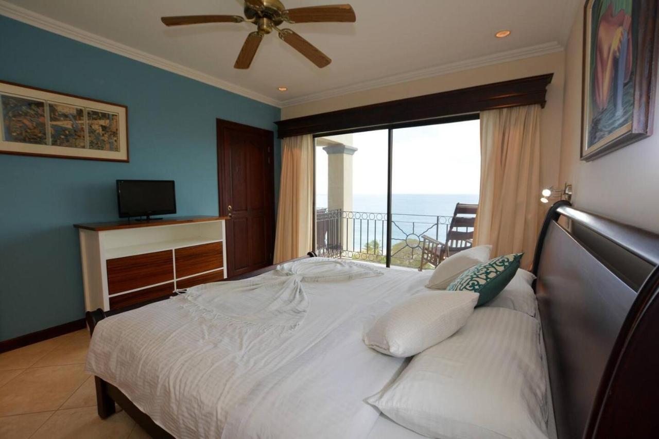 Exquisitely Decorated 5Th-Floor Aerie With Views Of Two Bays In Flamingo Villa Playa Flamingo Exterior photo